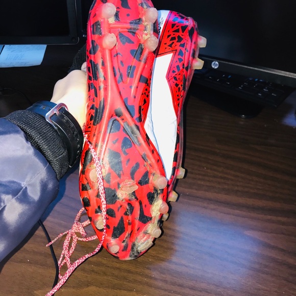 Nike Hypervenom - Picture 3 of 4